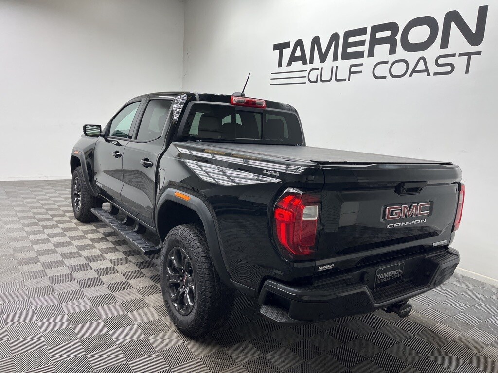 Used 2025 GMC Canyon Elevation Truck
