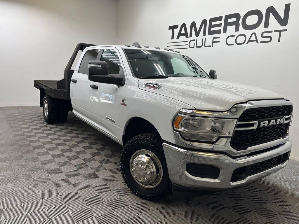 2024 RAM 3500 SLT 4X4 Crew Cab's photo