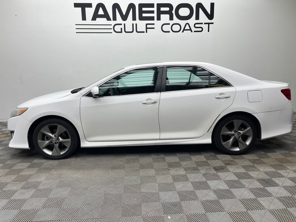 Used 2014 Toyota Camry SE Sport with VIN 4T1BF1FK4EU756609 for sale in Daphne, AL