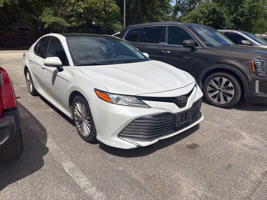 Used 2020 Toyota Camry XLE Sedan
