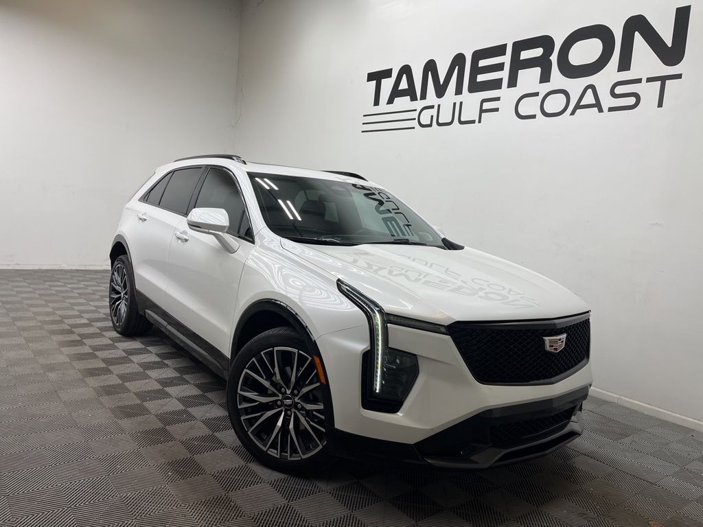 2024 Cadillac XT4 Sport's photo