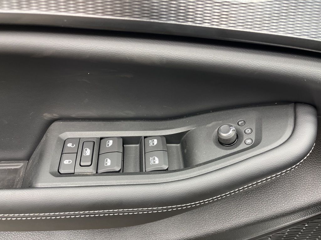 2025 Jeep Grand Cherokee L Altitude - Photo 8