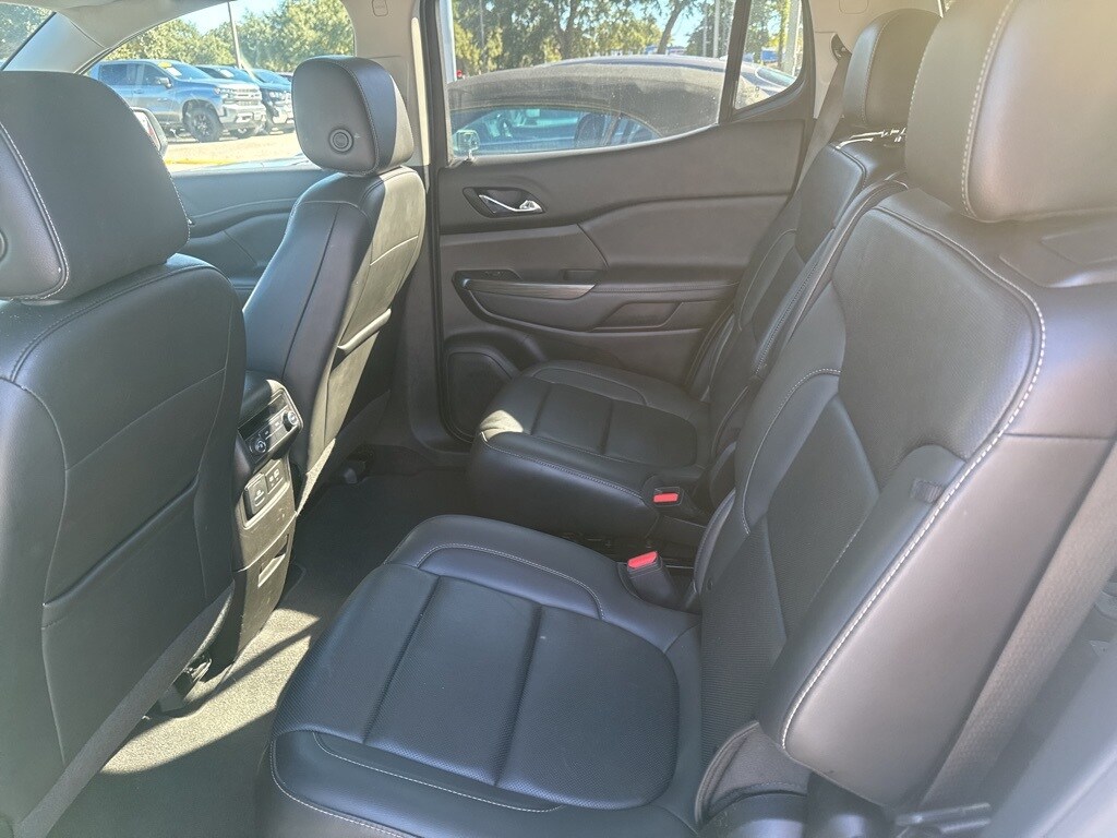 2023 Gmc Acadia SLT photo 4