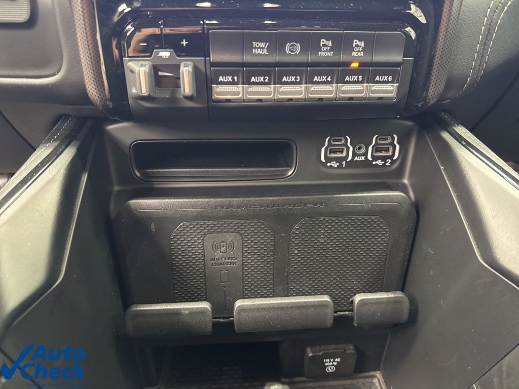 2022 RAM Ram 3500 Pickup Limited - Photo 24