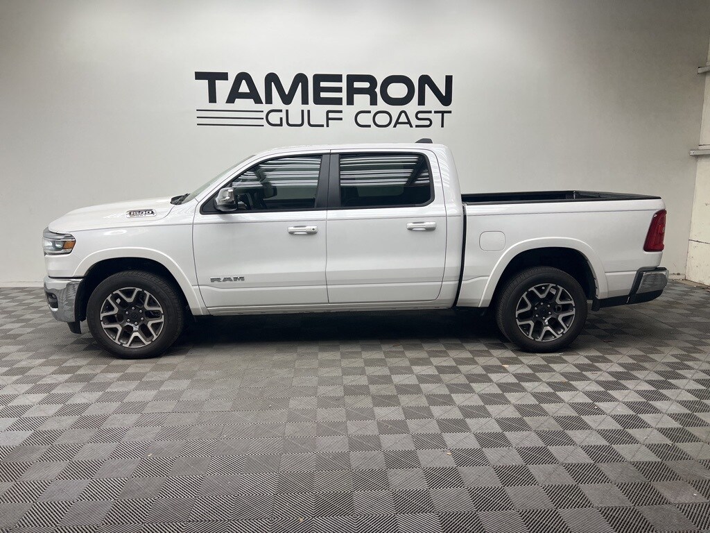 2025 Ram 1500 Laramie photo 2