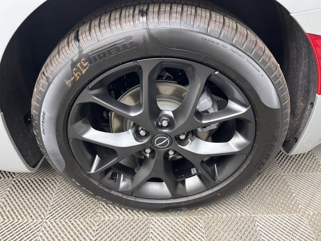 New 2026 Chrysler Pacifica Limited Passenger Van