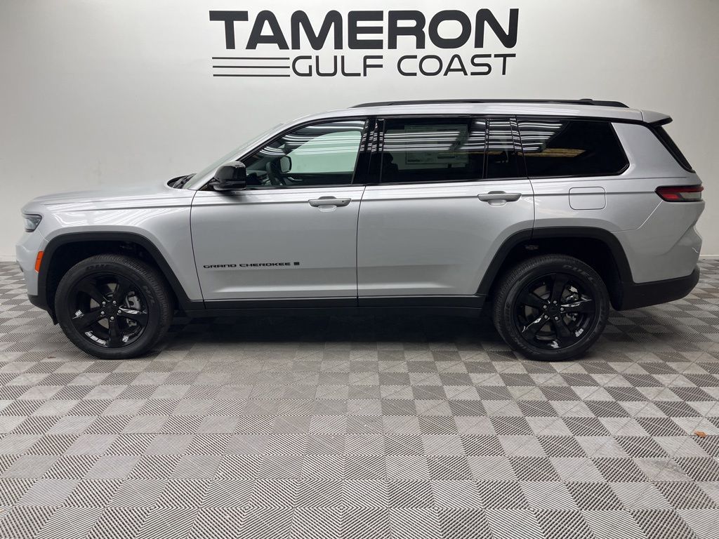 2025 Jeep Grand Cherokee L Altitude - Photo 2