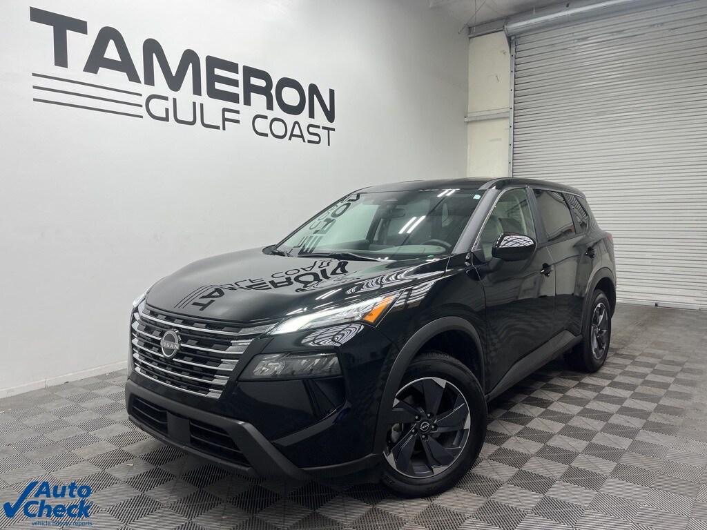 2024 Nissan Rogue SV photo 2