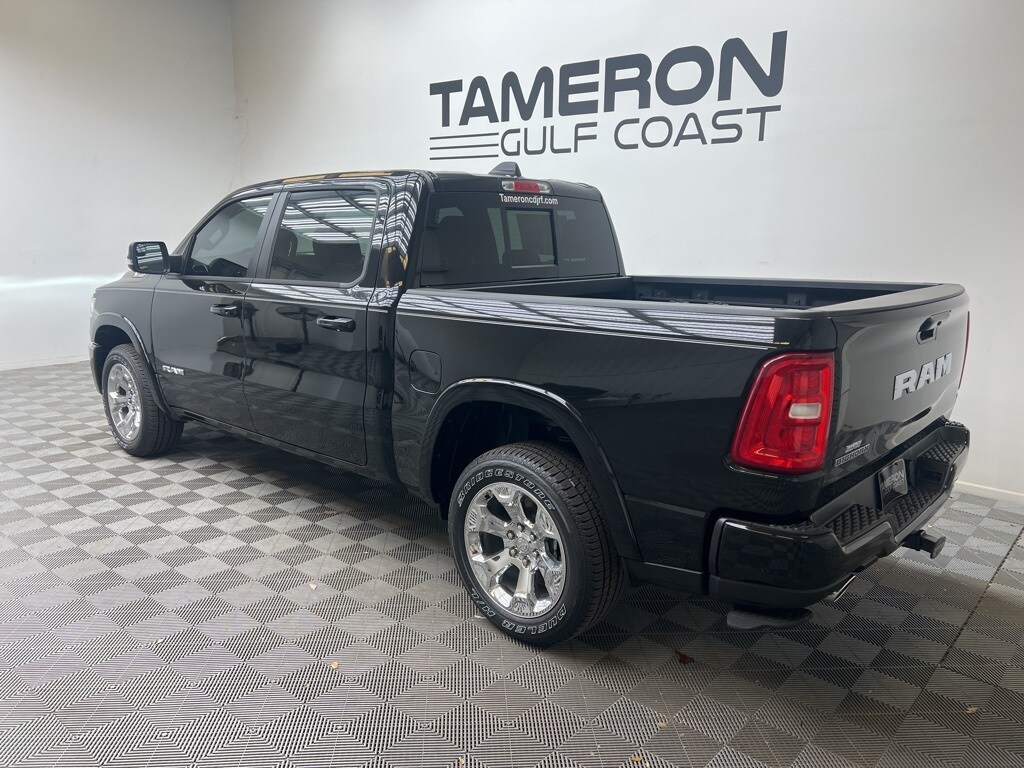 2025 Ram 1500 Big Horn Lone Star photo 3
