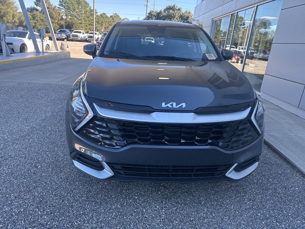 2023 Kia Sportage EX photo 2