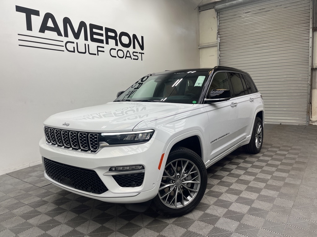 2025 Jeep Grand Cherokee Summit's photo