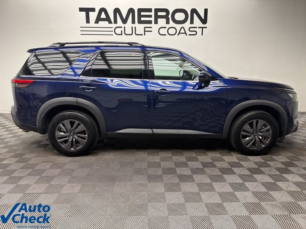 Used 2024 Nissan Pathfinder SV SUV