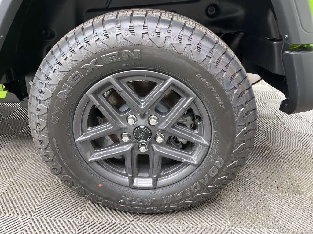 2025 Jeep Wrangler Sport S photo 4