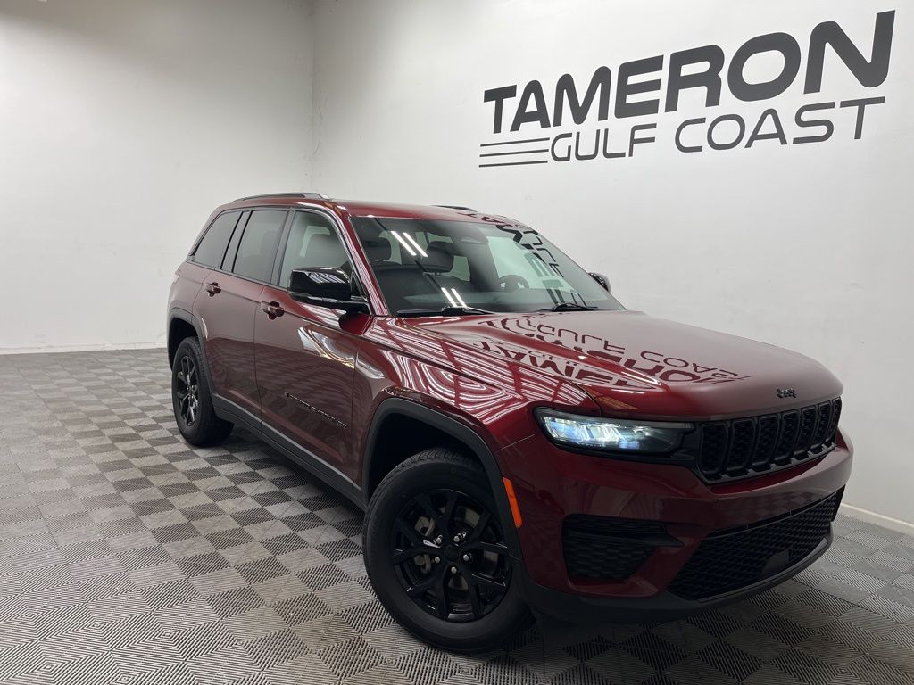 2024 Jeep Grand Cherokee Altitude X 4x4's photo
