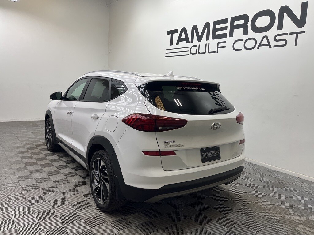2021 Hyundai Tucson Sport photo 2