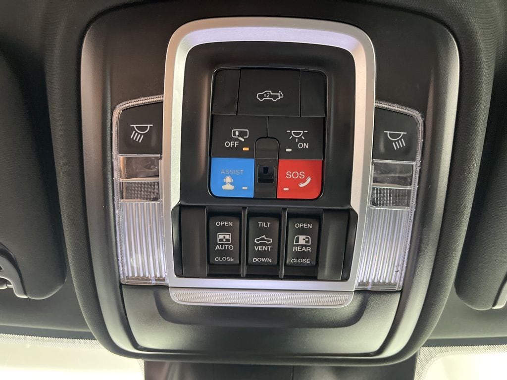2026 RAM 2500 Limited - Photo 23
