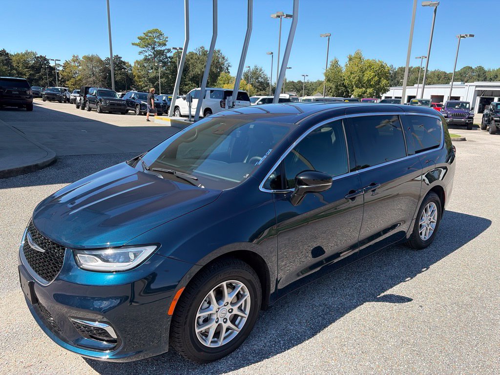 2025 Chrysler Pacifica