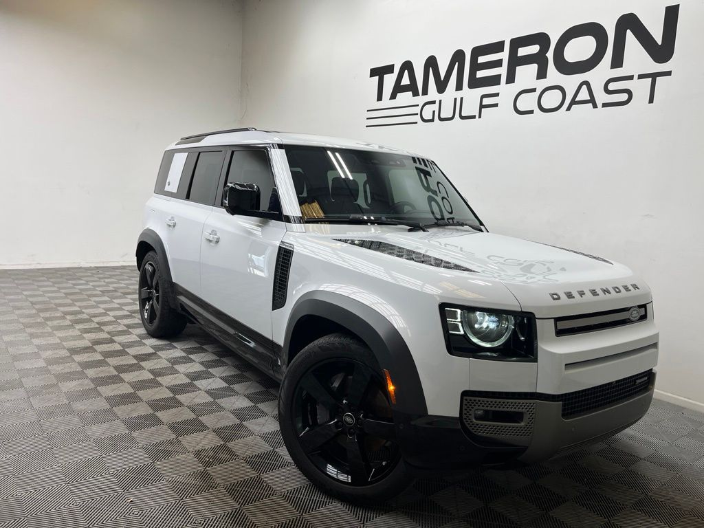2023 Land Rover Defender X-Dynamic SE's photo