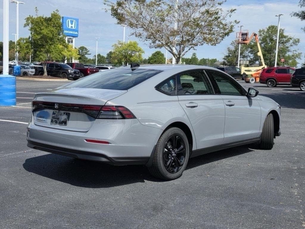 New 2025 Honda Accord SE Sedan