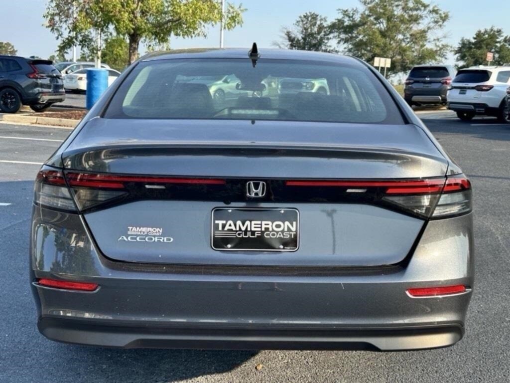 New 2025 Honda Accord SE Sedan
