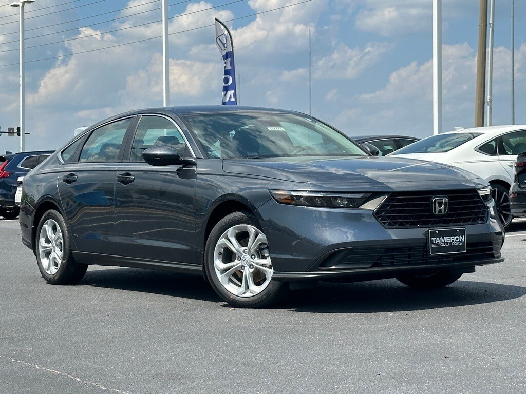 New 2025 Honda Accord LX Sedan