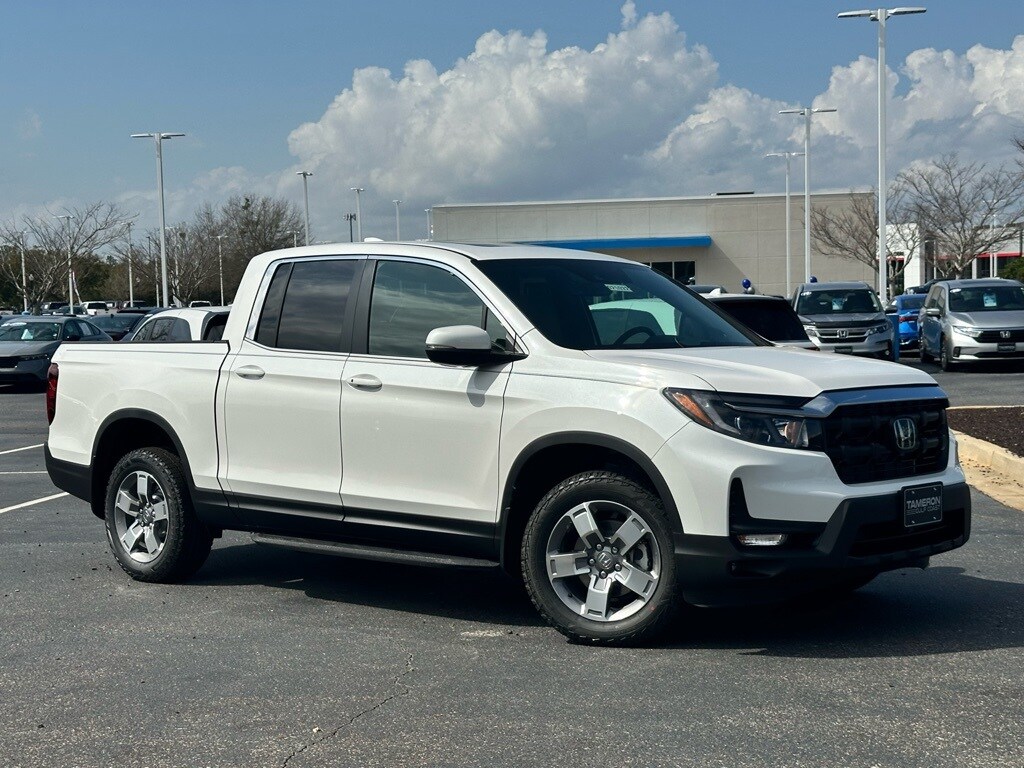 New 2026 Honda Ridgeline RTL Truck Crew Cab