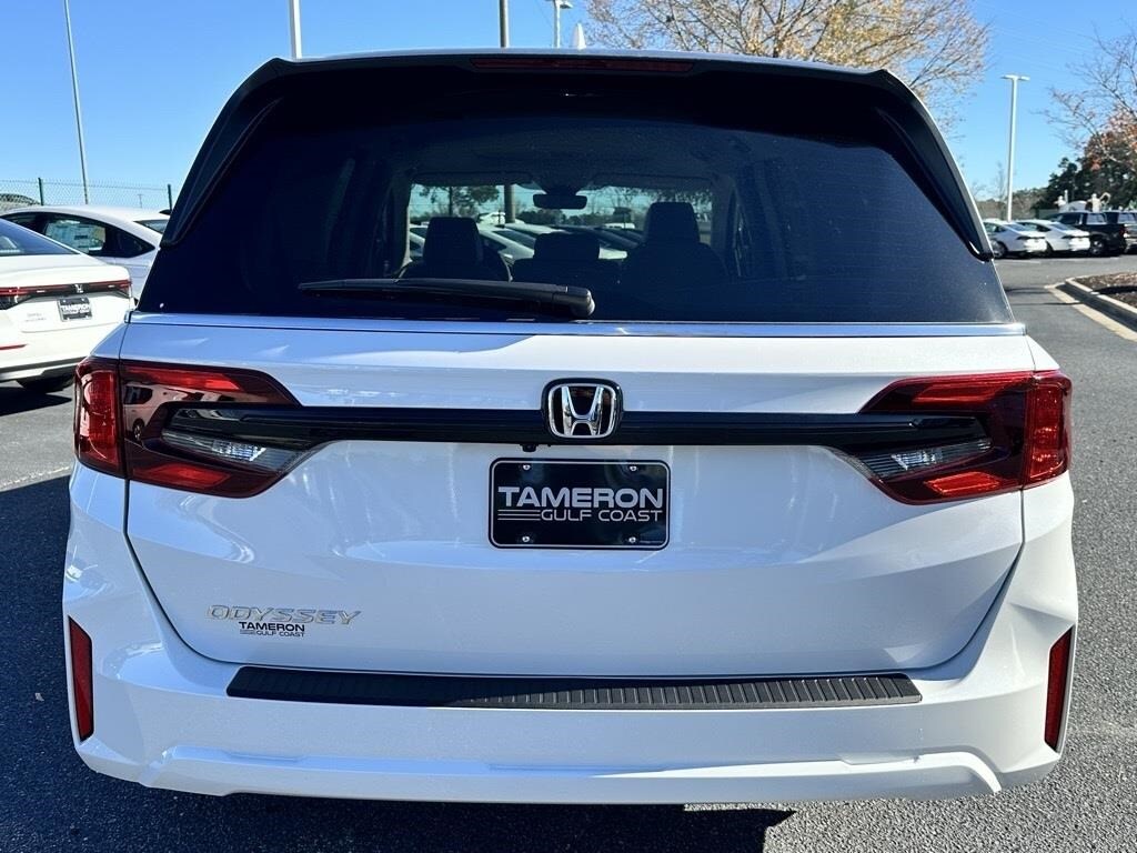 New 2026 Honda Odyssey EX-L Van Passenger