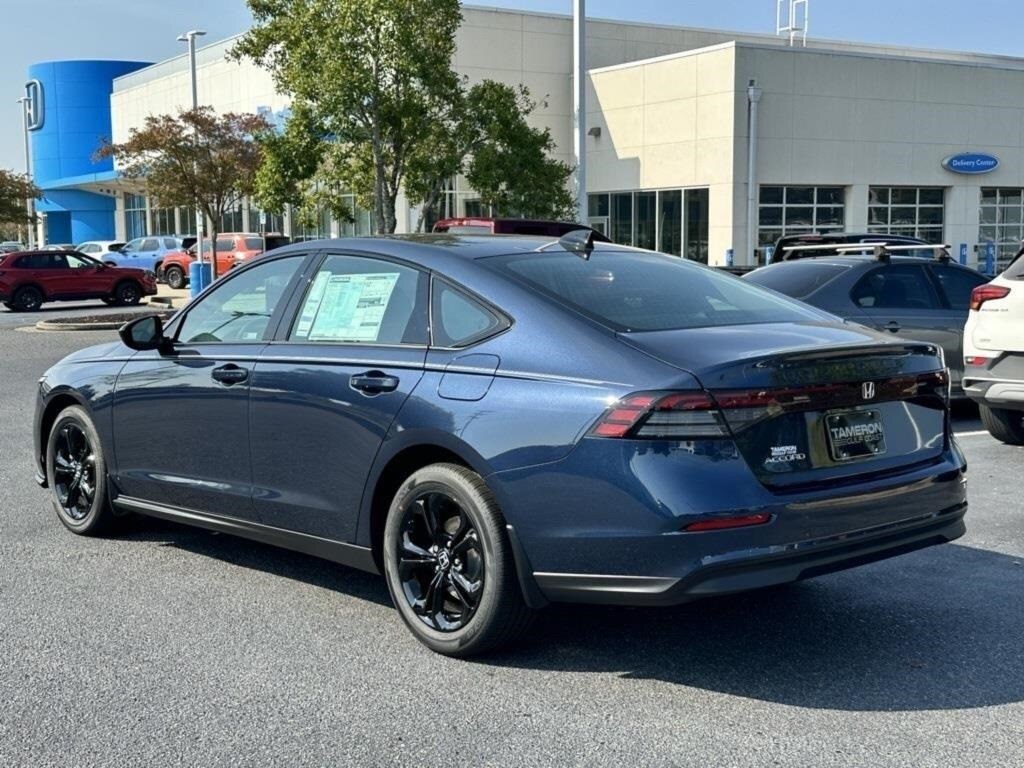New 2025 Honda Accord SE Sedan