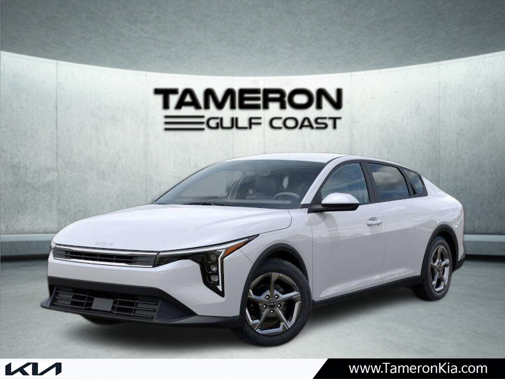 New 2026 Kia K4 LXS Sedan