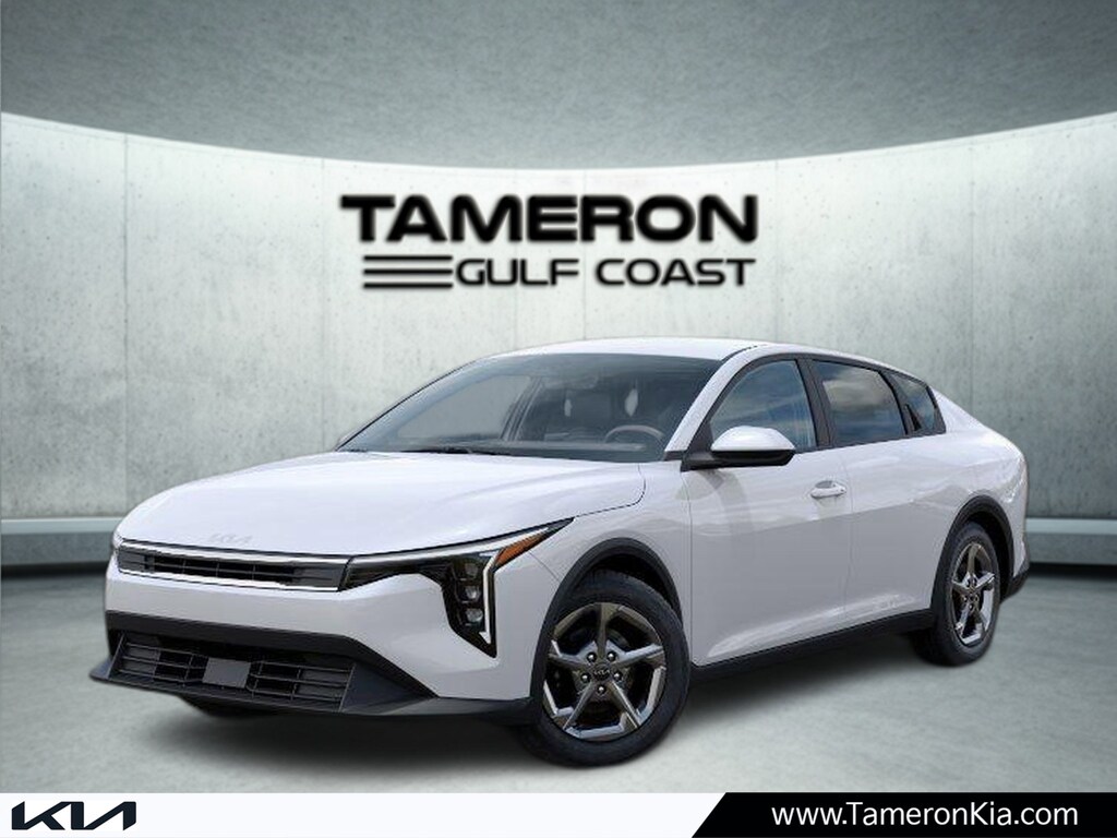 New 2026 Kia K4 LXS Sedan