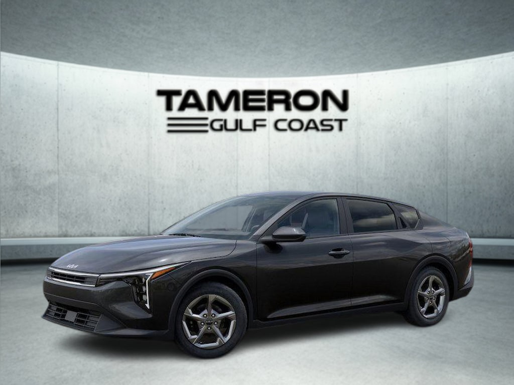 New 2026 Kia K4 LXS Sedan