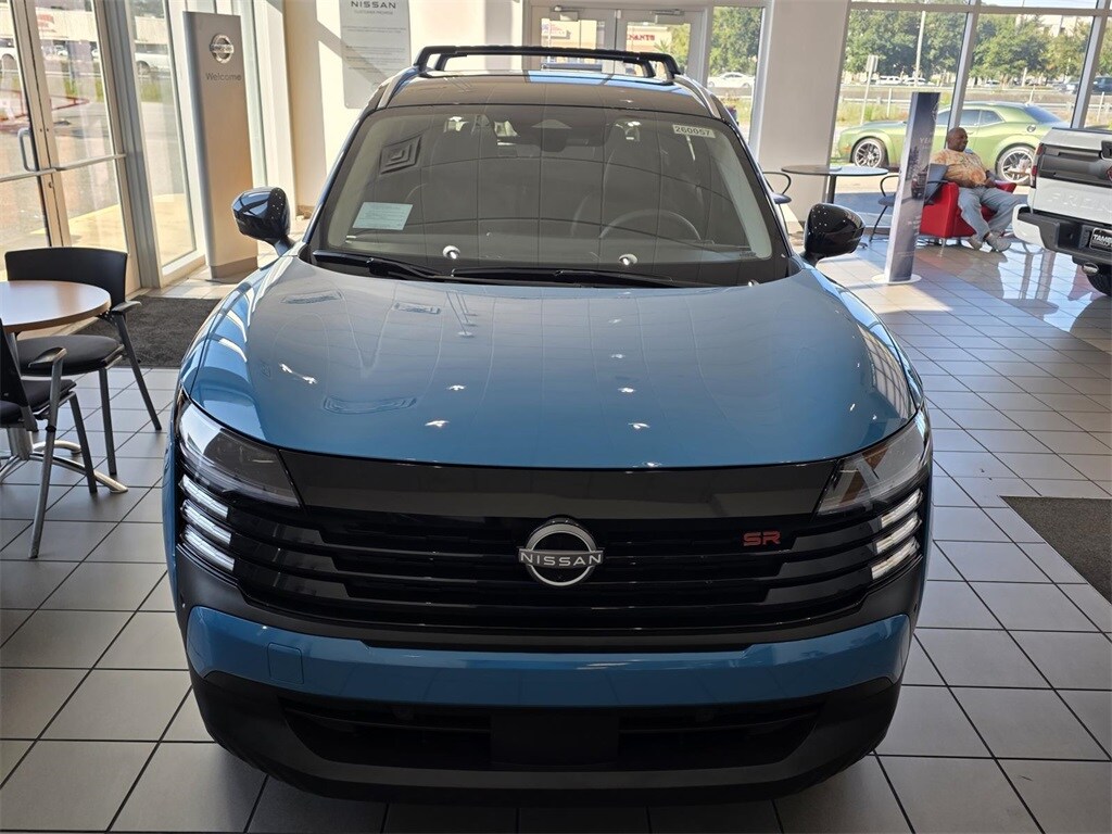 New 2026 Nissan Kicks SR SUV