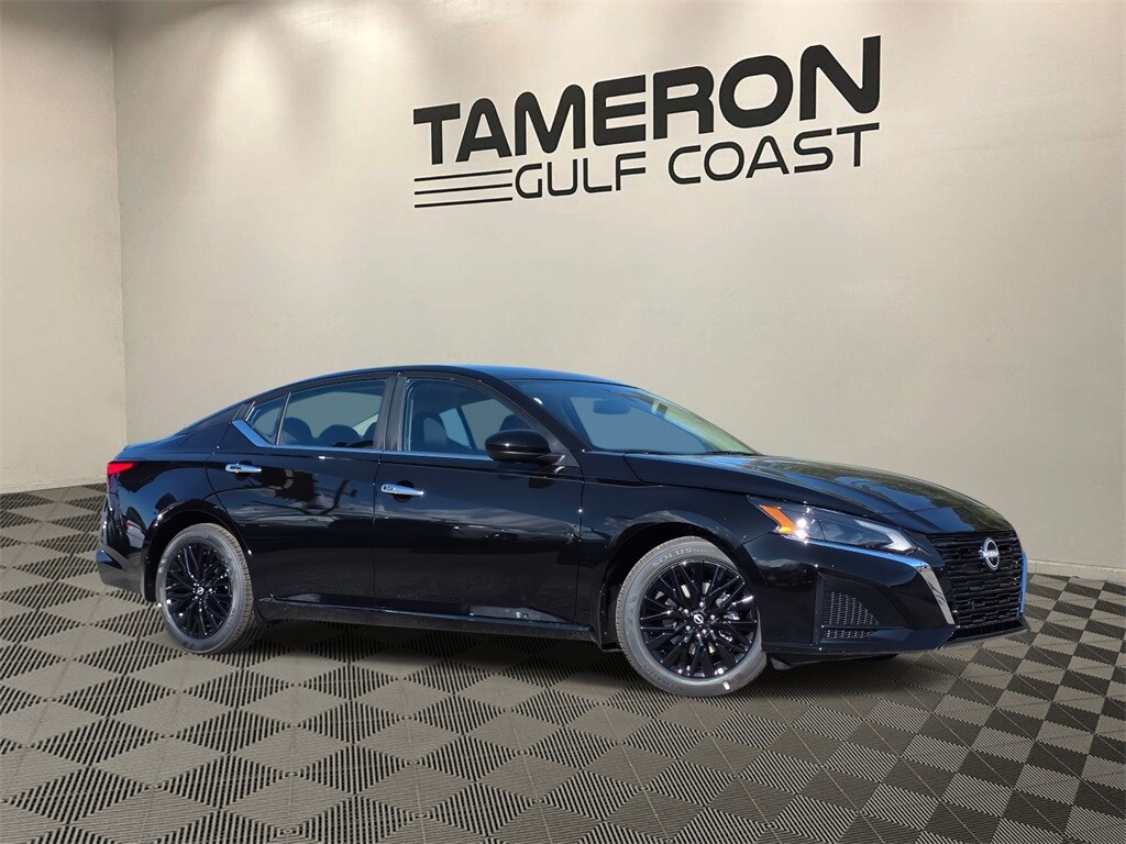 New 2025 Nissan Altima 2.5 SV Sedan