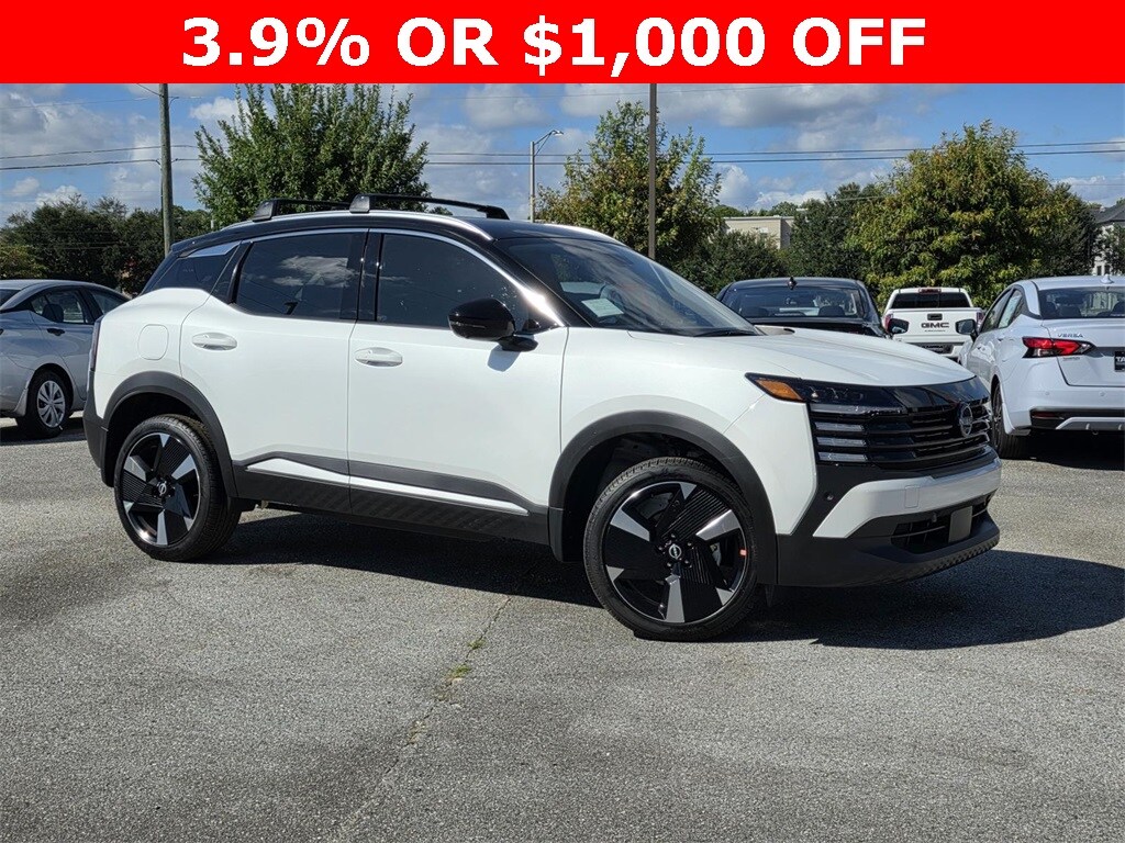 New 2026 Nissan Kicks SR SUV