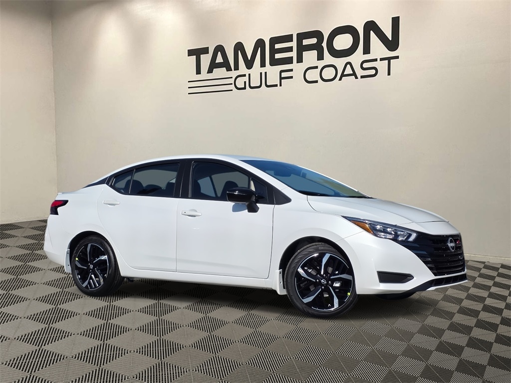 New 2025 Nissan Versa 1.6 SR Sedan