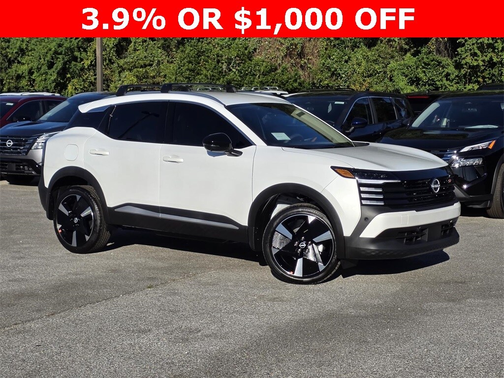 New 2026 Nissan Kicks SR SUV