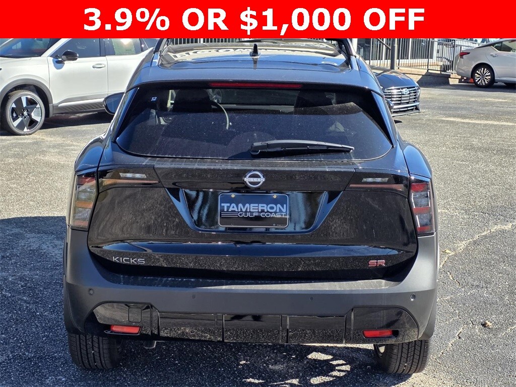 New 2026 Nissan Kicks SR SUV