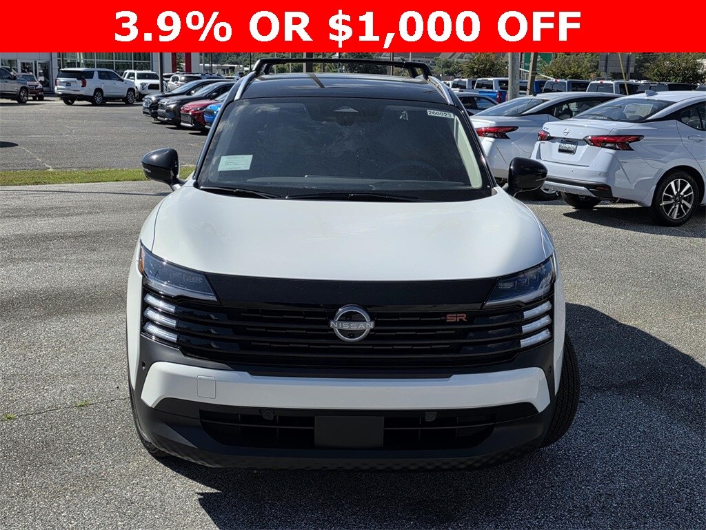 New 2026 Nissan Kicks SR SUV