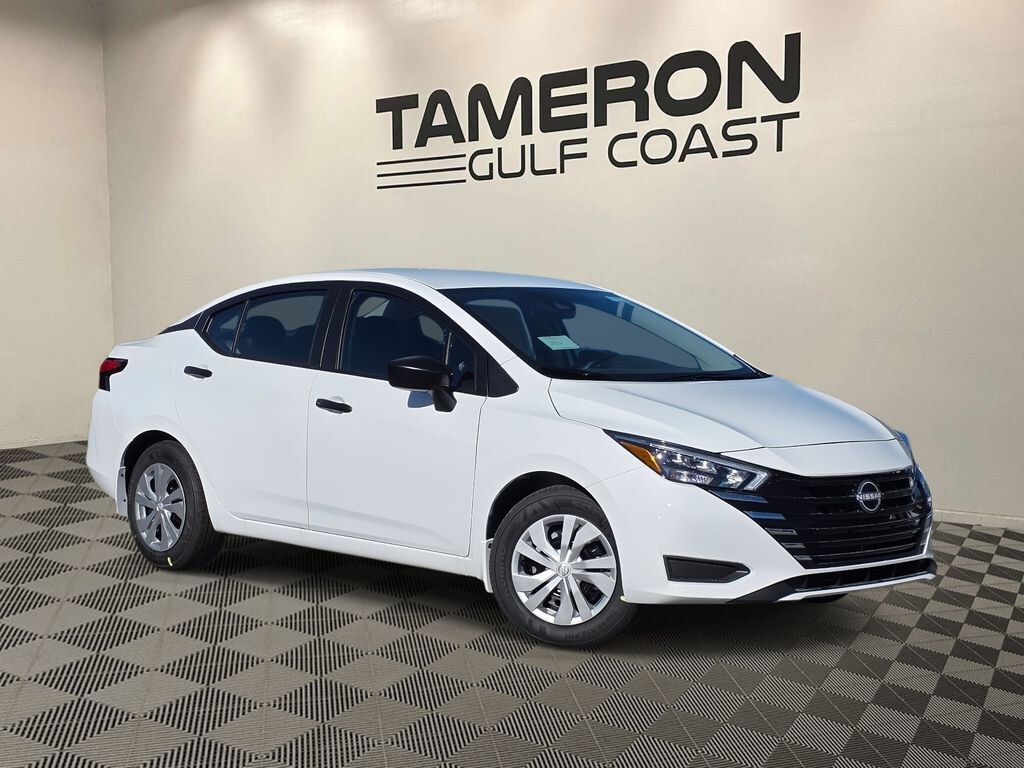 New 2025 Nissan Versa 1.6 S Sedan
