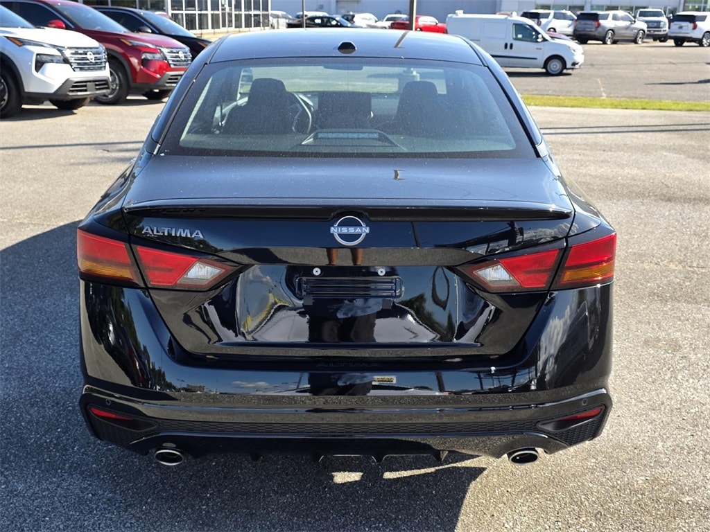 New 2025 Nissan Altima 2.5 SV Sedan