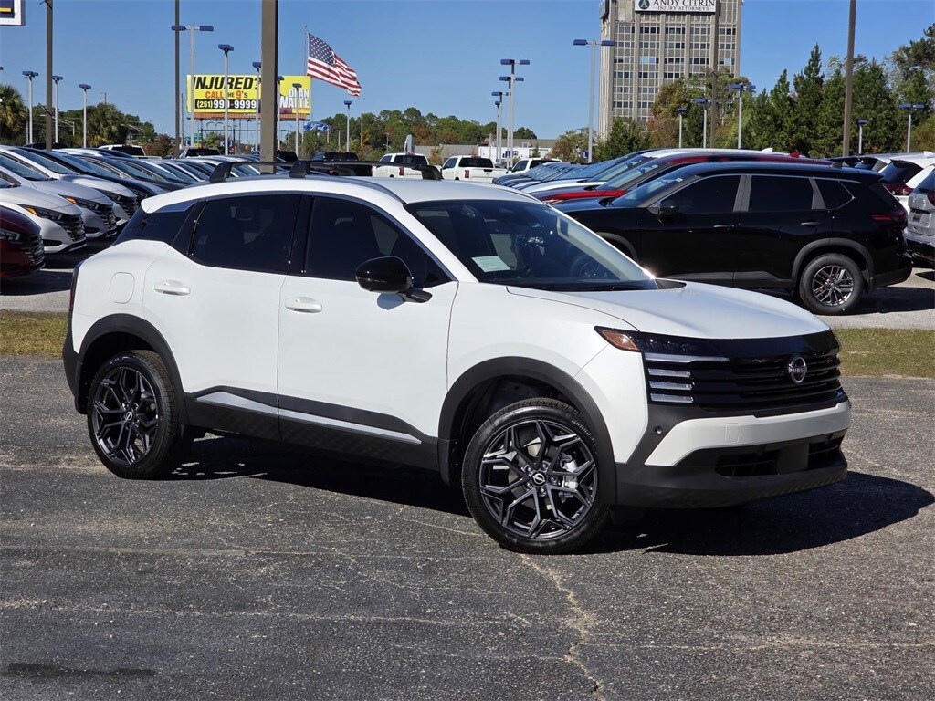 New 2026 Nissan Kicks SR SUV