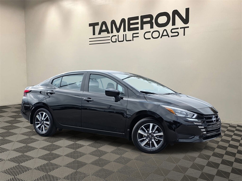 New 2025 Nissan Versa 1.6 SV Sedan