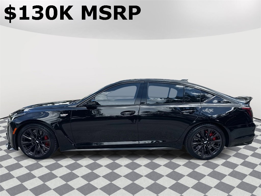 2024 Cadillac CT5 photo 2