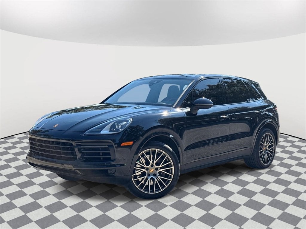2023 Porsche Cayenne Base's photo