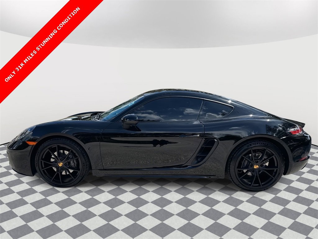 2018 Porsche Cayman photo 2