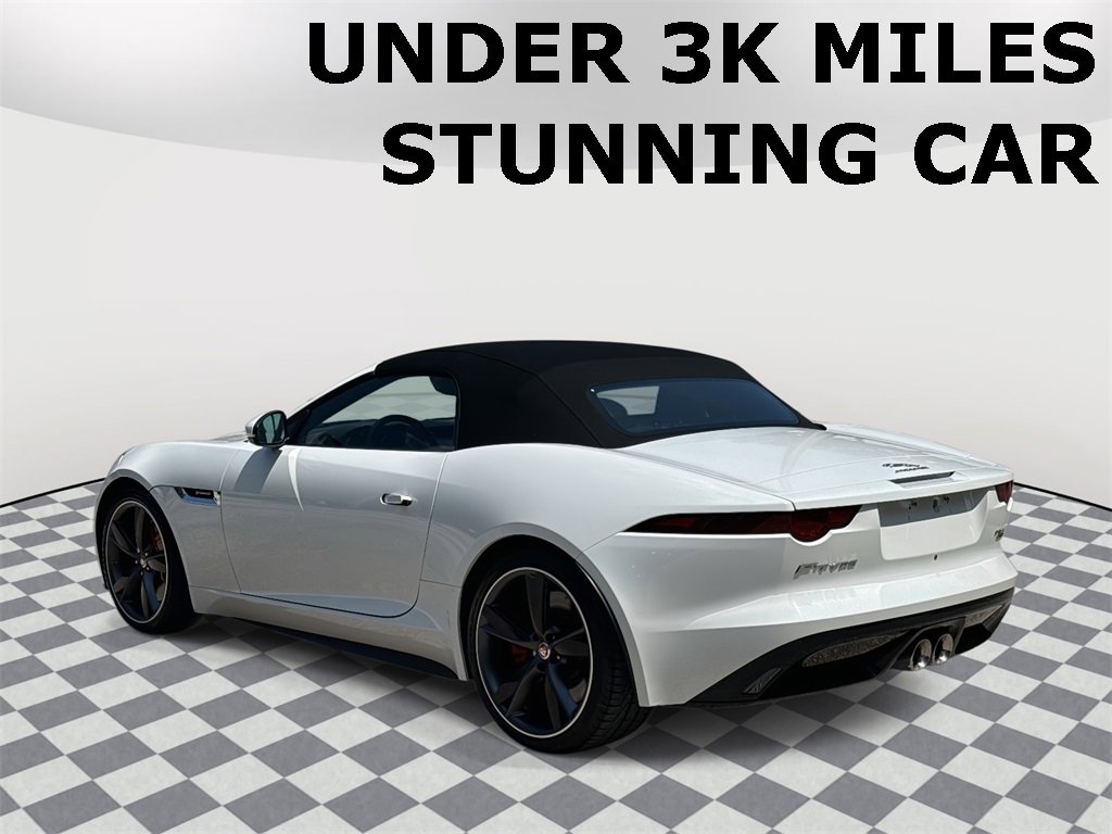 2020 Jaguar F-TYPE R-Dynamic photo 3