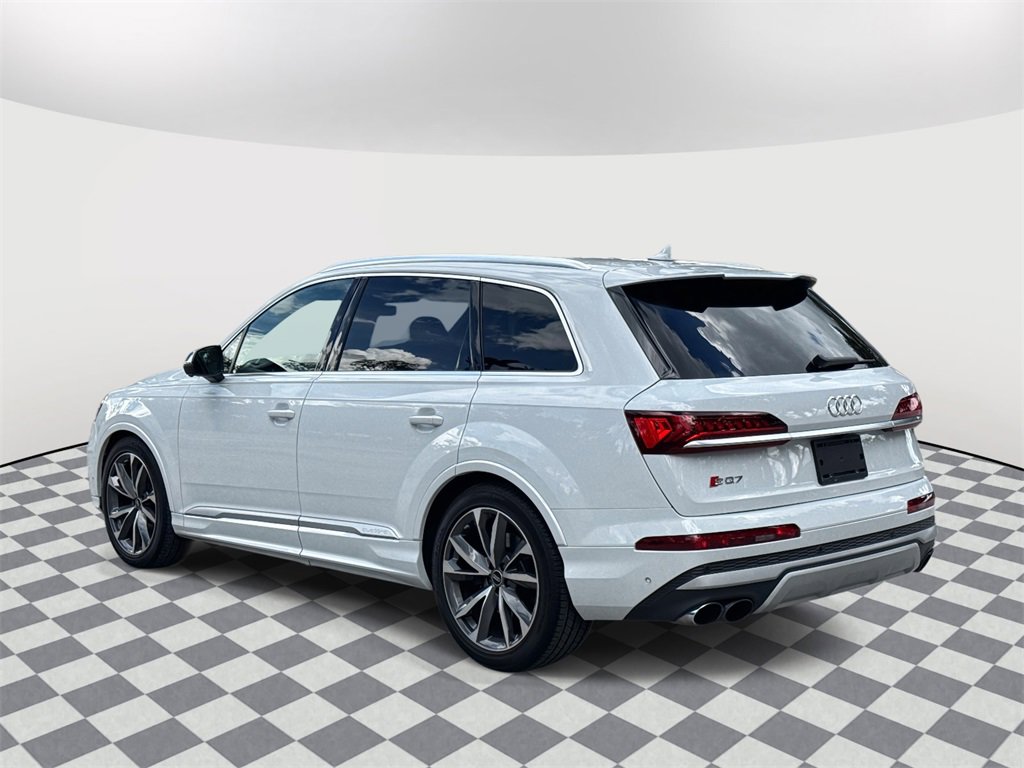 2023 Audi SQ7 Premium Plus photo 2