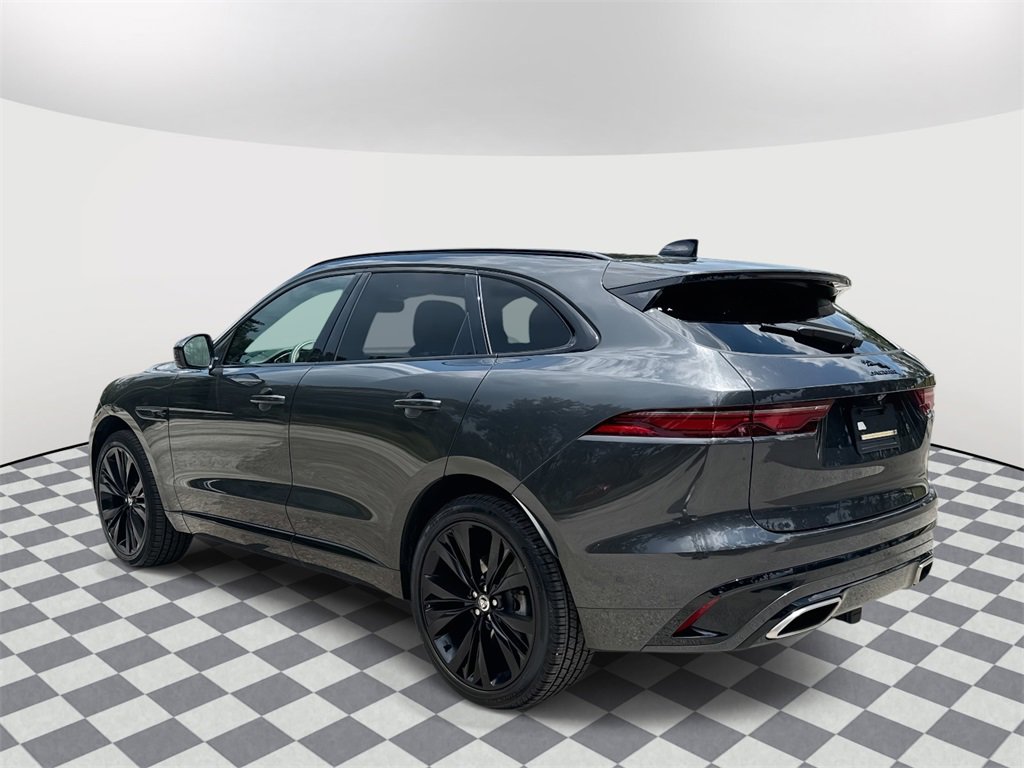 2025 Jaguar F-PACE P400 R-Dynamic S photo 3