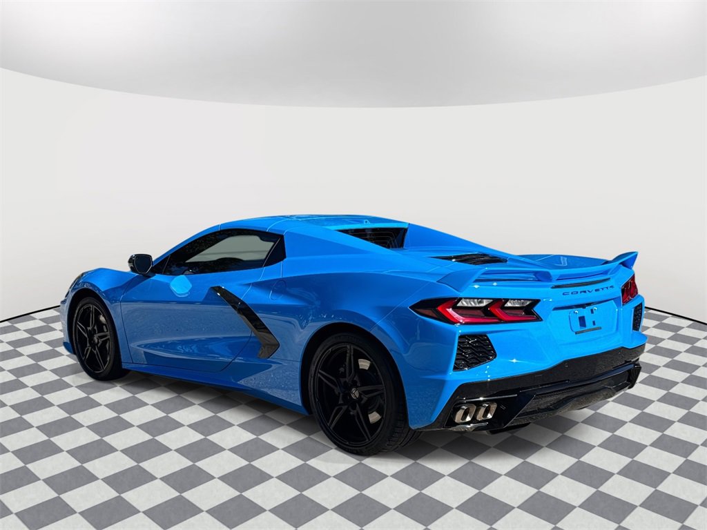 2021 Chevrolet Corvette Stingray 3LT Convertible photo 3