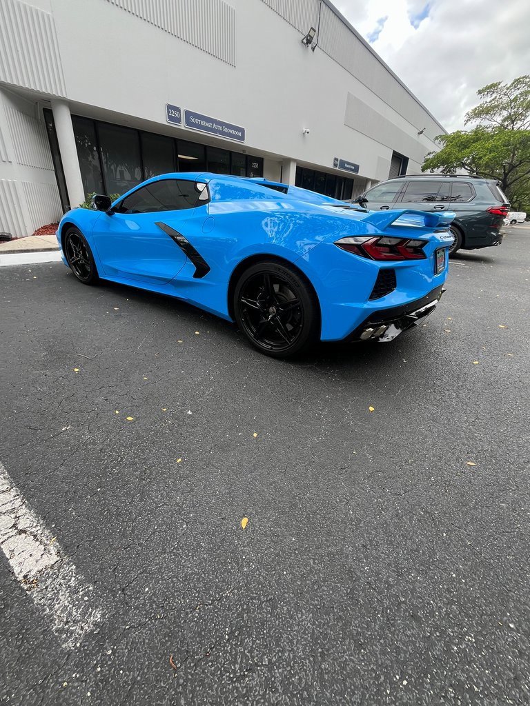 2021 Chevrolet Corvette Stingray 3LT Convertible photo 4